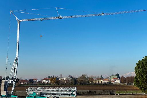 Grue Cattaneo sur un chantier